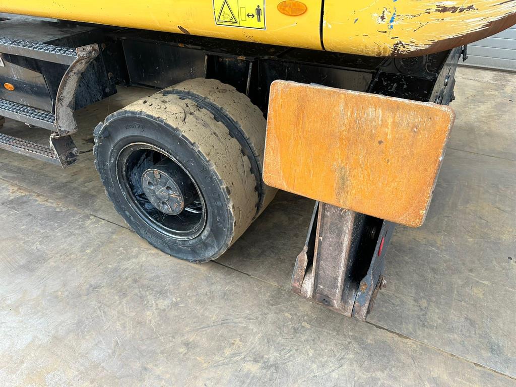 CAT MH3026 - 06C Material Handler