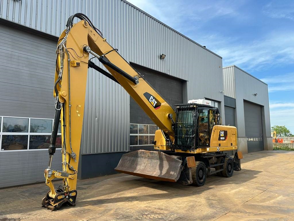 CAT MH3026 - 06C Material Handler