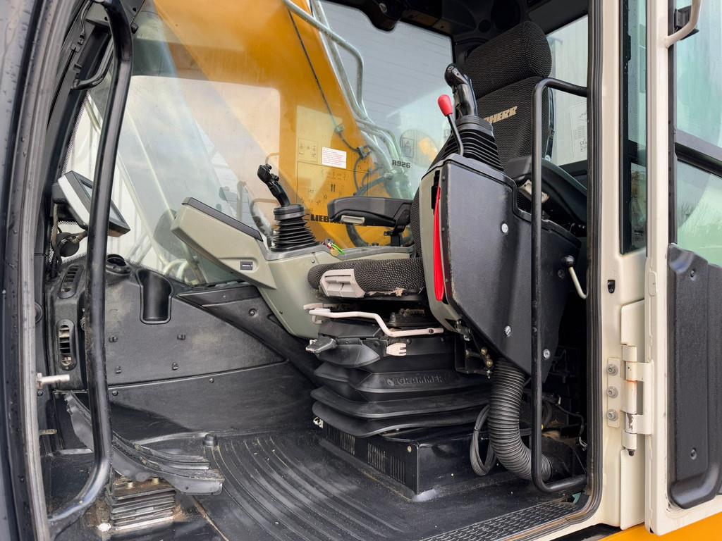 Liebherr R926 LC