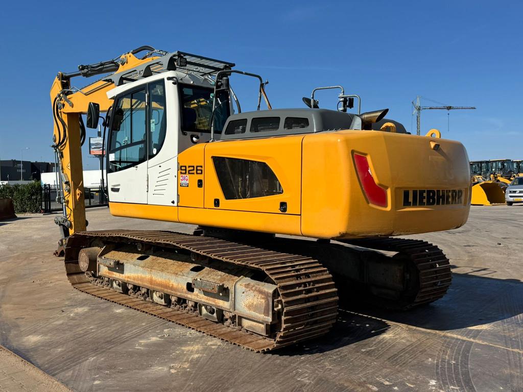 Liebherr R926 LC