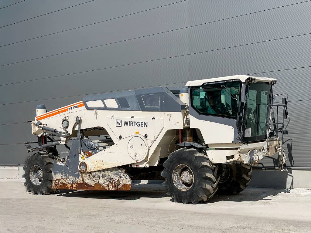 Wirtgen WR 240i