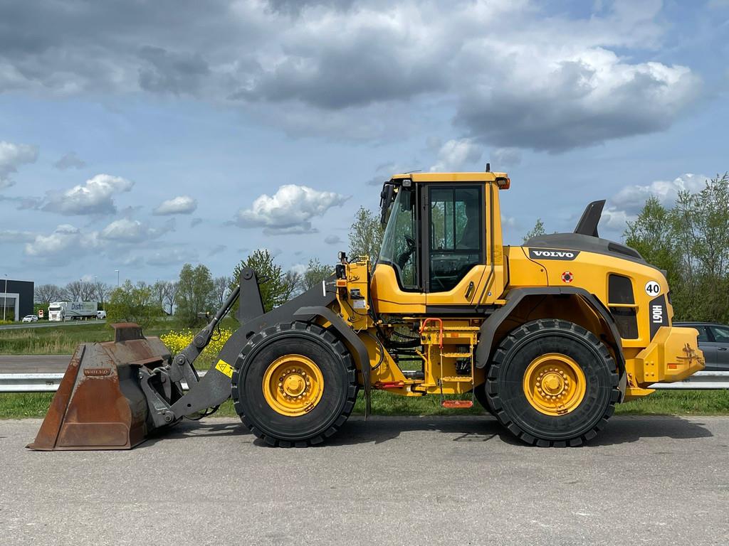 Image for WHEEL LOADERS 2016 Volvo L90H