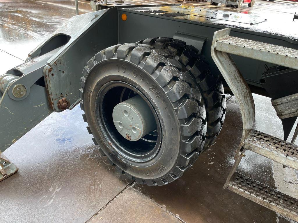 Liebherr LH30 M - Material Handler