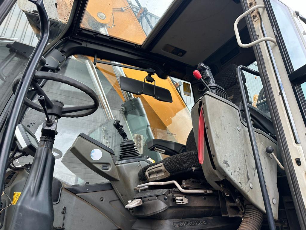 Liebherr LH30 M - Material Handler