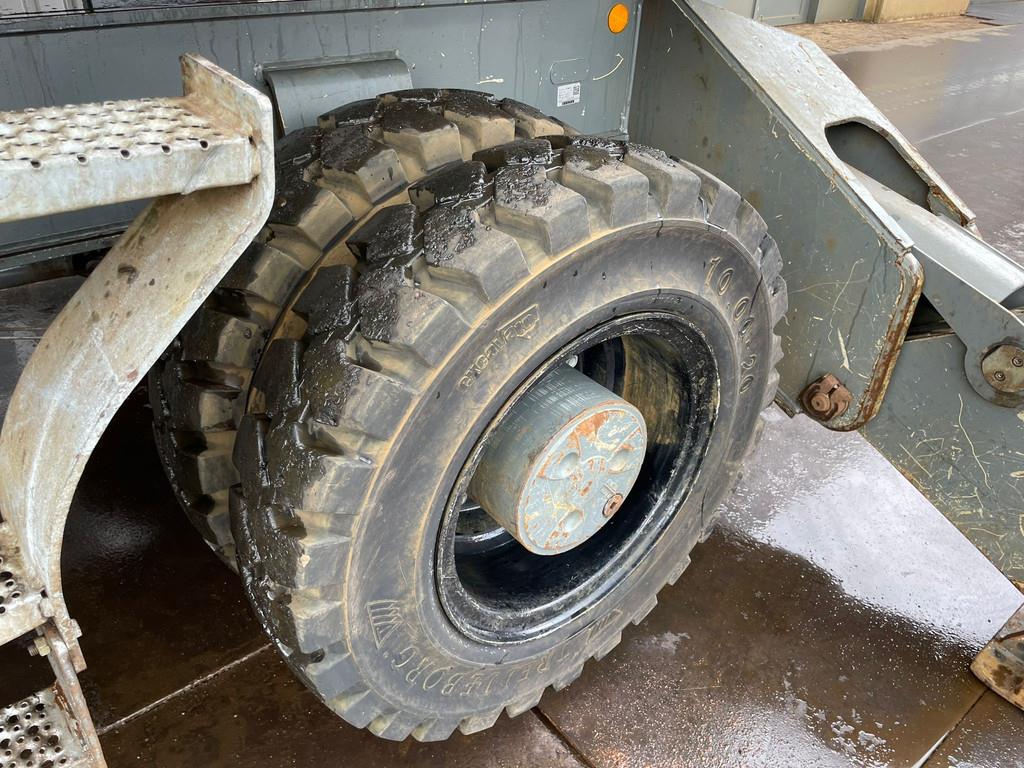 Liebherr LH30 M - Material Handler