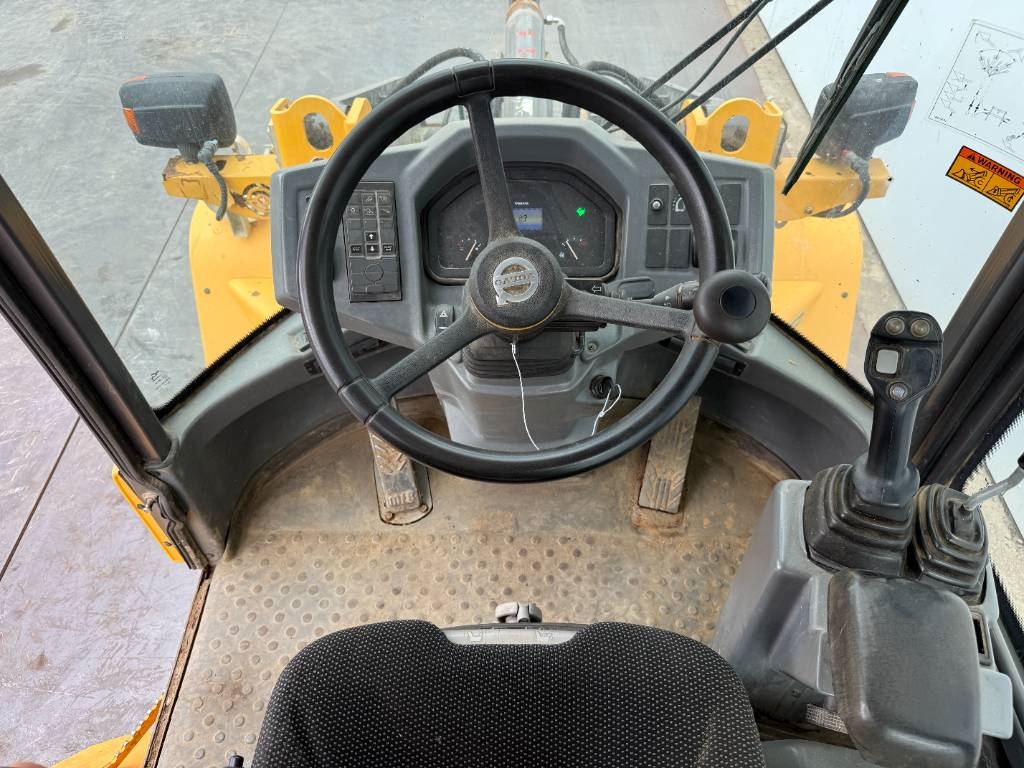 Volvo L35G - German Machine / Quick Coupler