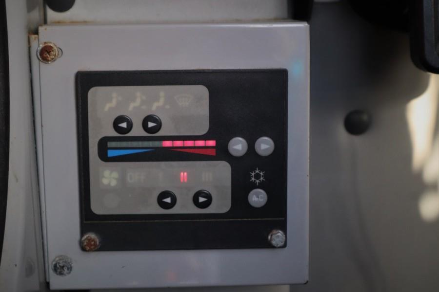 Sumitomo SC700-II 70t Capacity, 43m Boom, 31m Movable Jib,