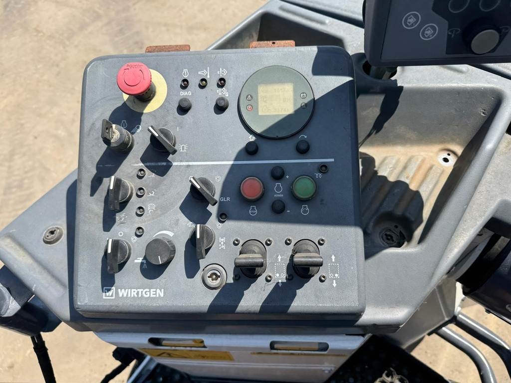 Wirtgen W 35 RI