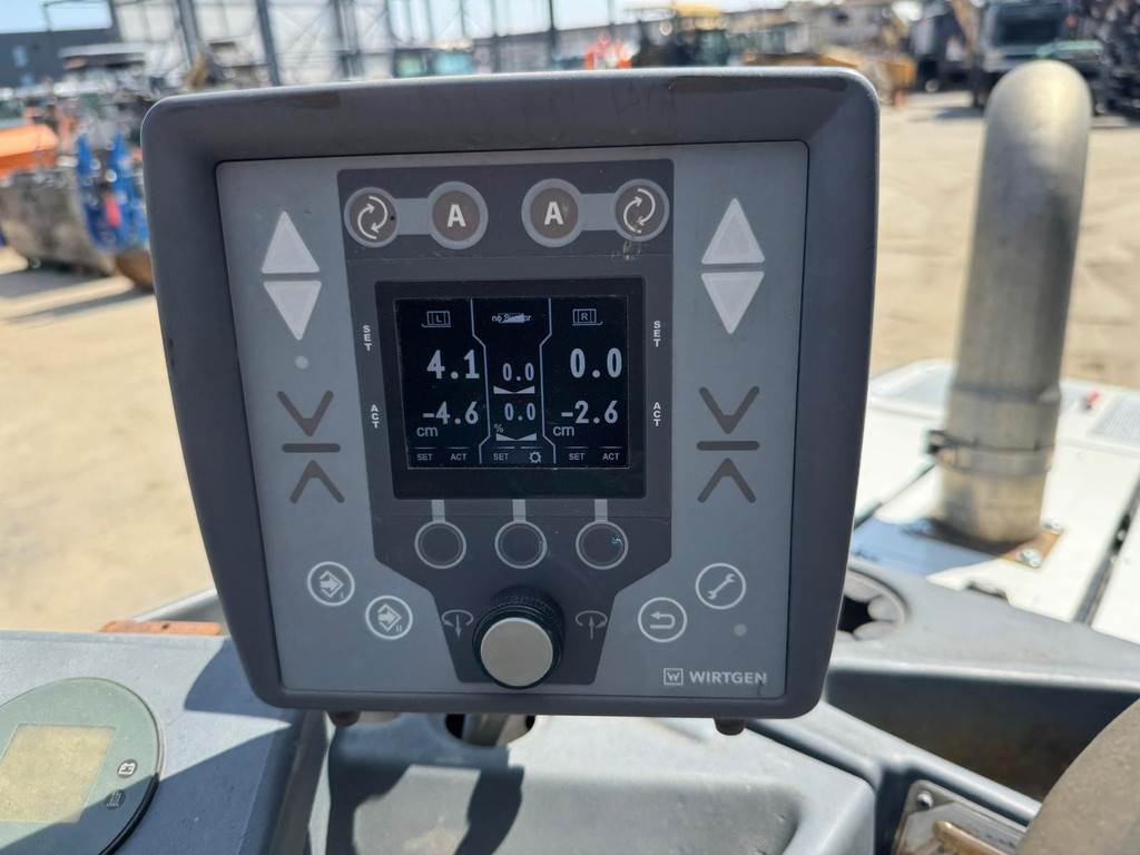 Wirtgen W 35 RI
