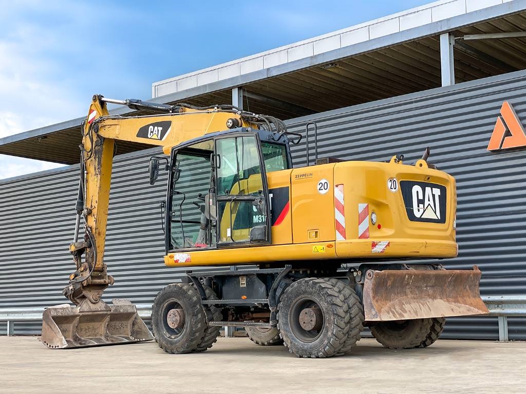 CAT M318F