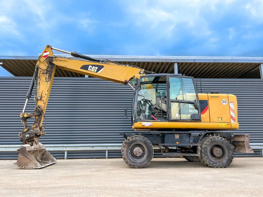 CAT M318F