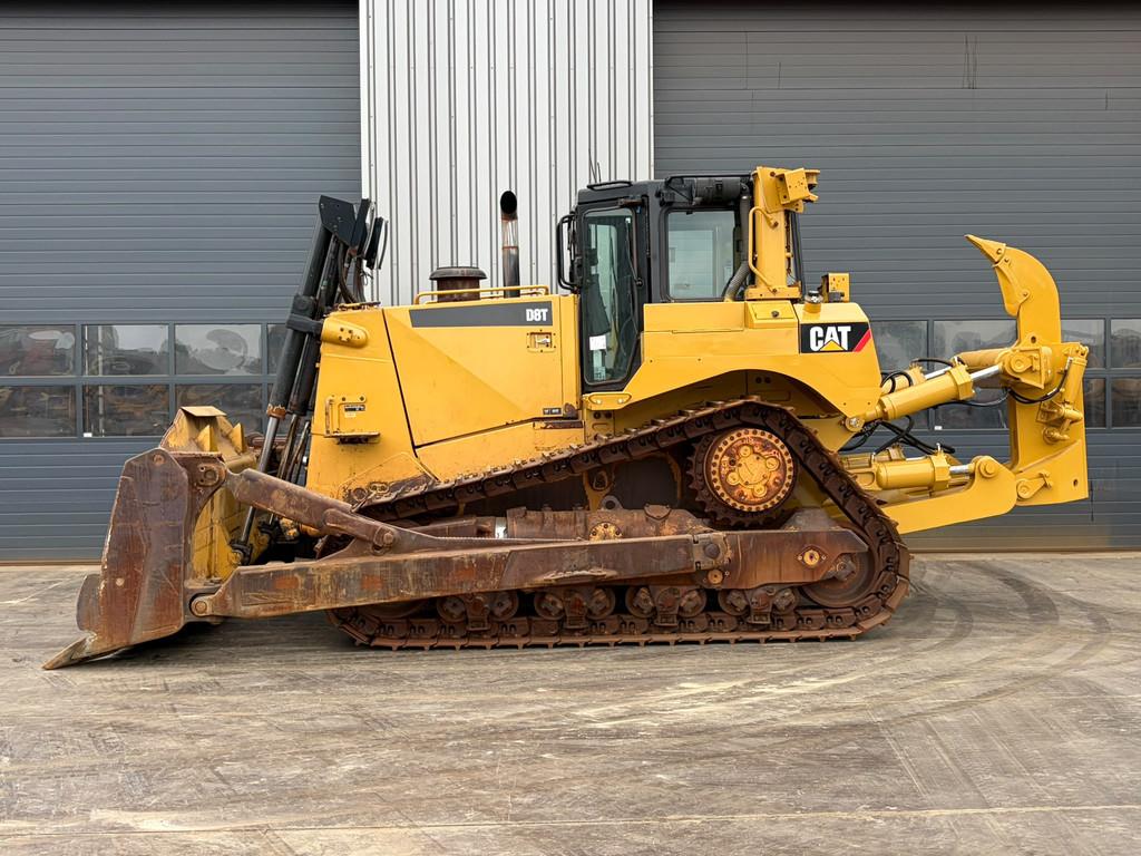 Image de BULLDOZERS 2017 Caterpillar D8T