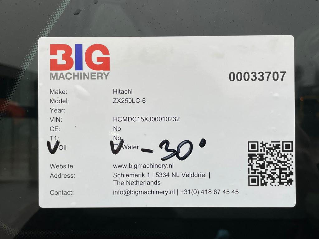 Hitachi ZX250LC-6