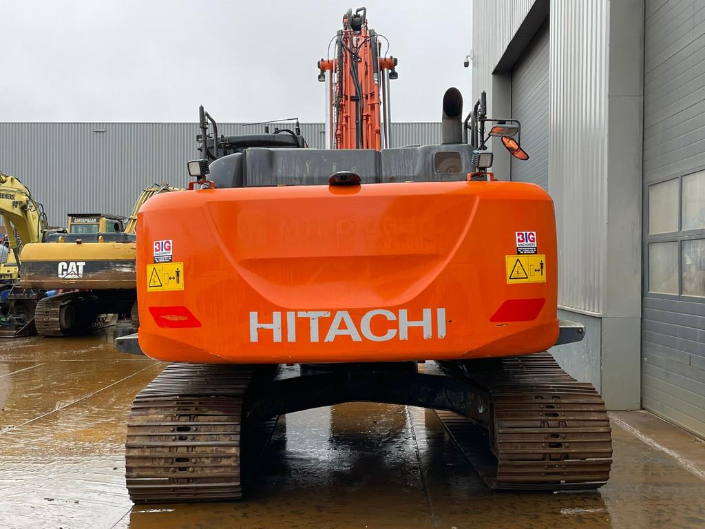 Hitachi ZX250LC-6