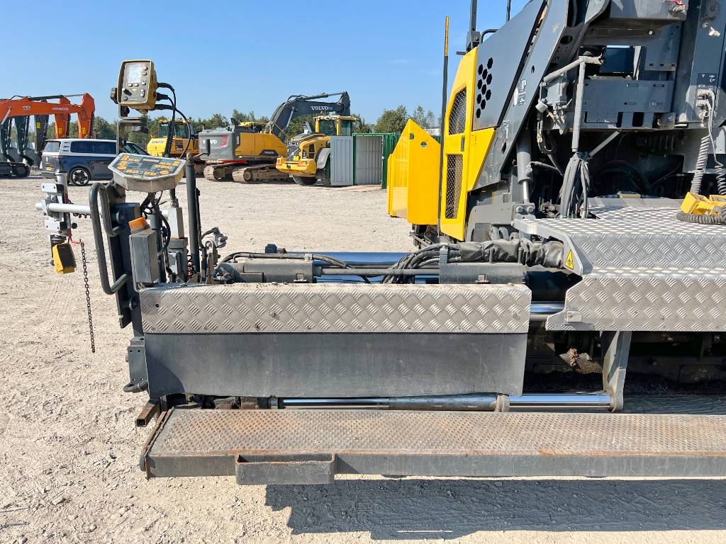 Volvo P7820C - 6 Meter Paving Width / Topcon GPS System