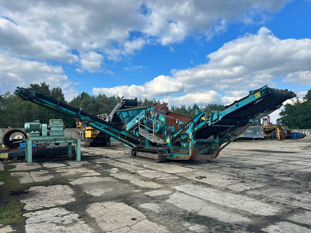 PowerScreen Warrior 800