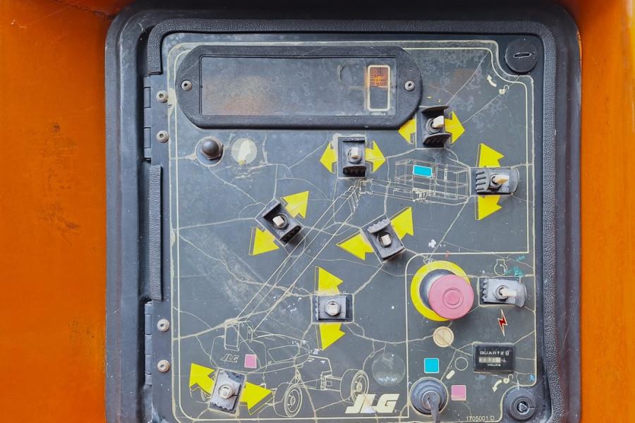 JLG 1350SJP Diesel, 4x4x4 Drive 43.3m Working Height,