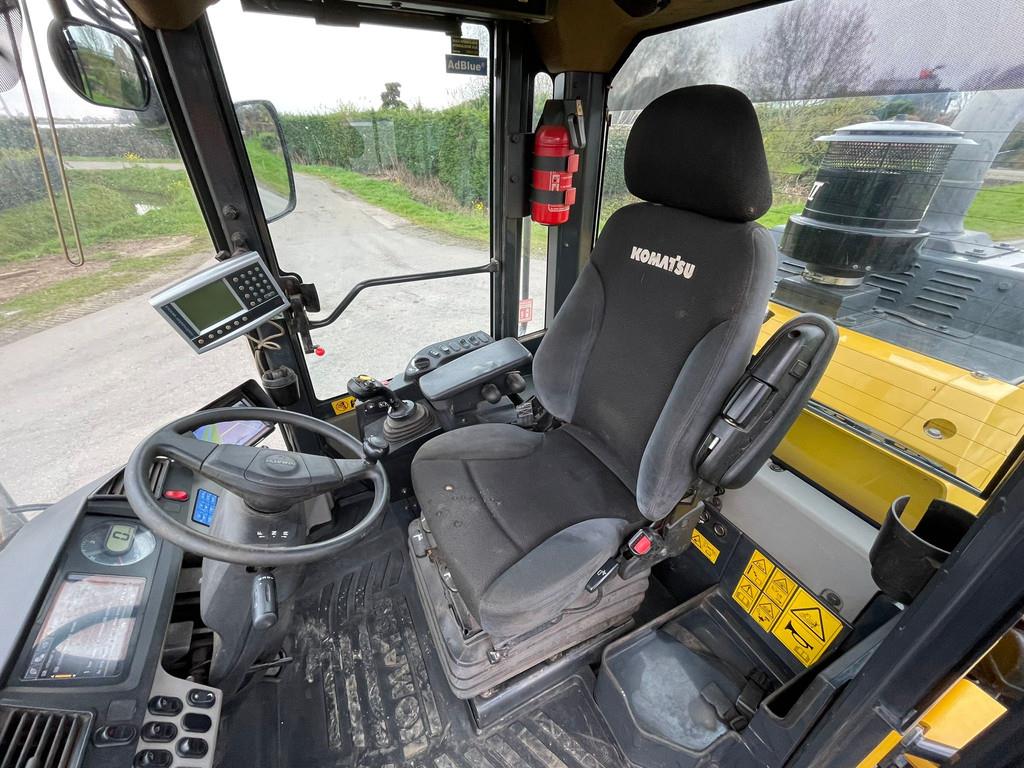 2020 Komatsu WA320-46893622