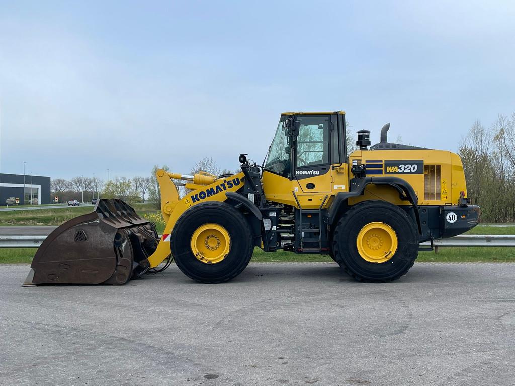 Image de CHARGEUSES SUR PNEUS 2020 Komatsu WA320