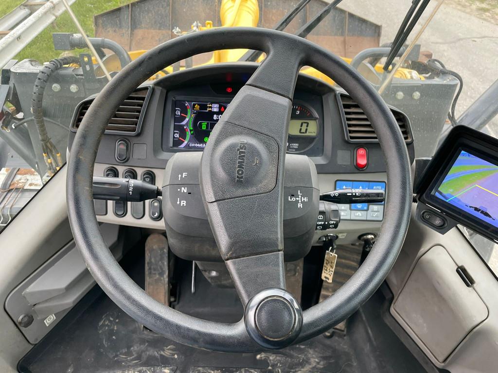 2020 Komatsu WA320-46893623