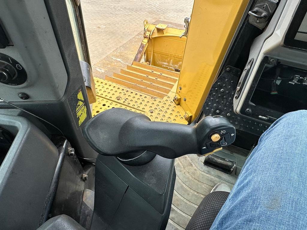 CAT D6 LGP
