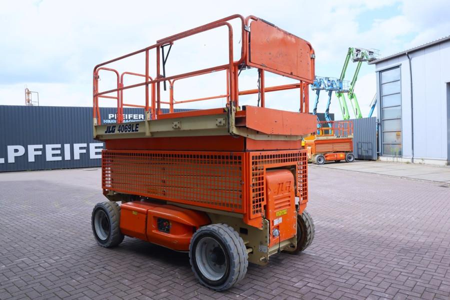 JLG 4069LE Electric, 14.2m Working Height, 360kg Capac
