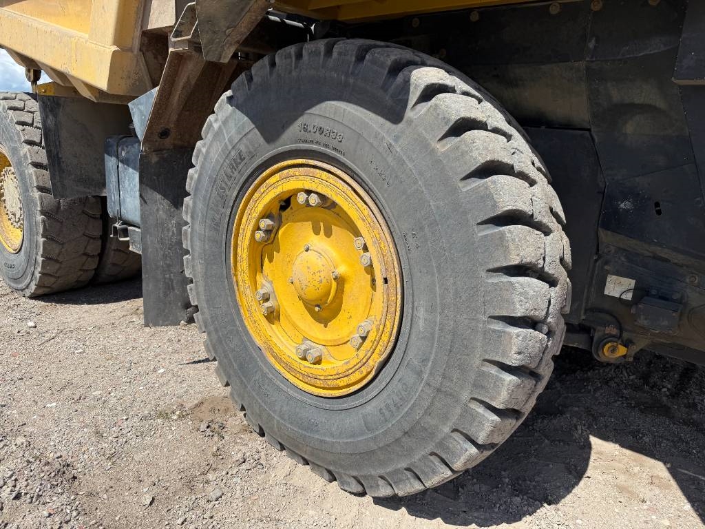 Komatsu HD405-7 - German Machine / Automatic Greasing