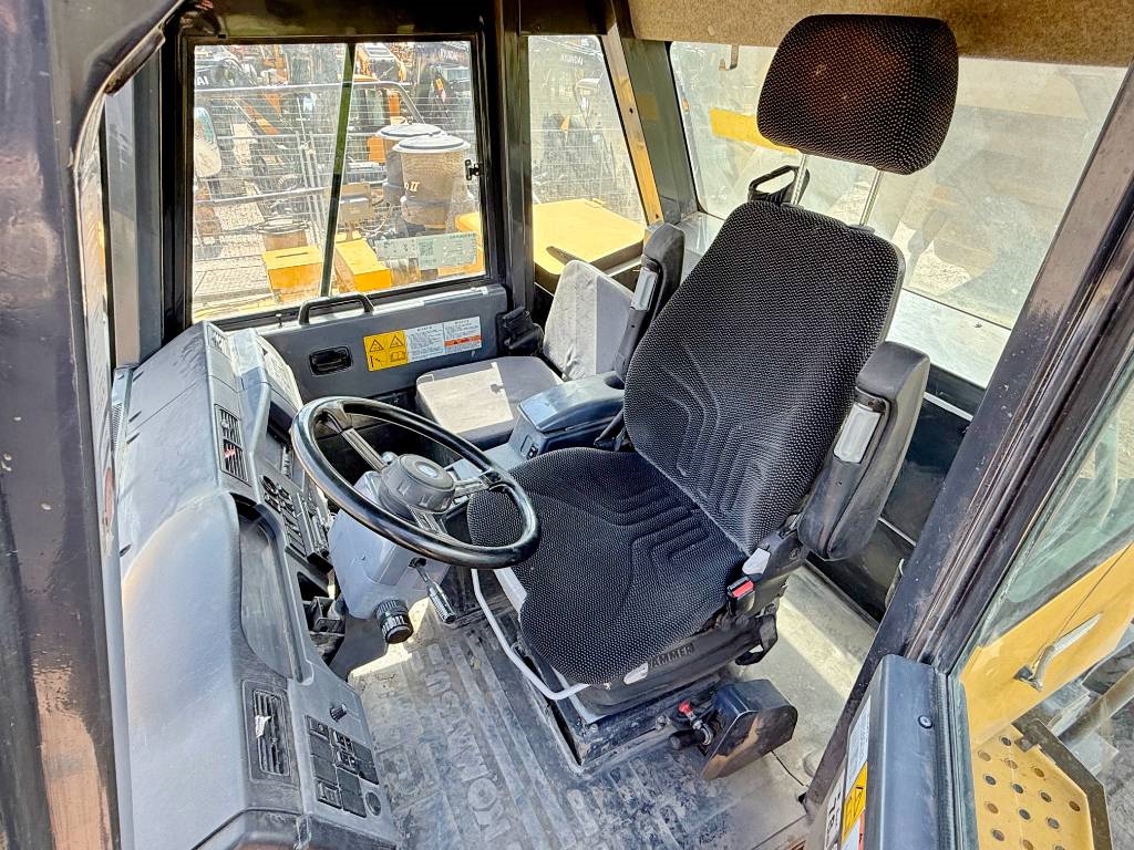 Komatsu HD405-7 - German Machine / Automatic Greasing