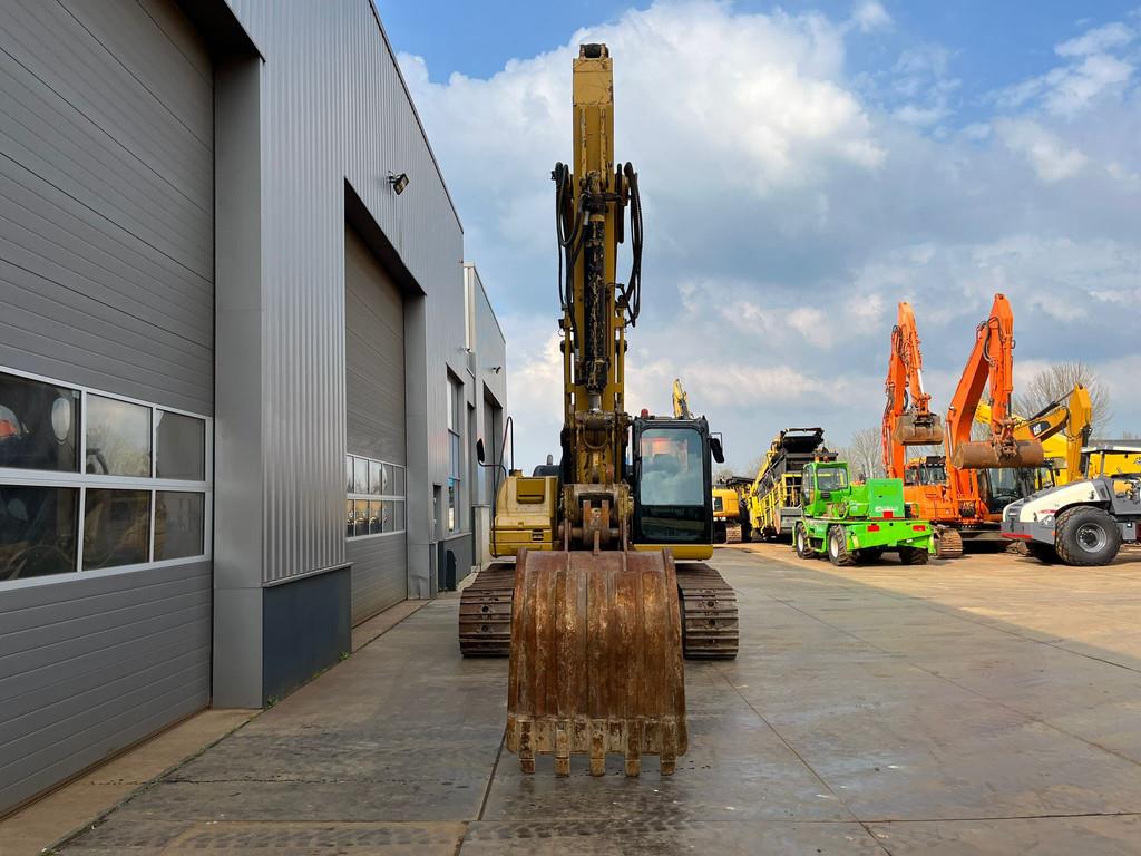 CAT 324DL - Hammerlines / A/C Cabin / Caterpillar C7 /