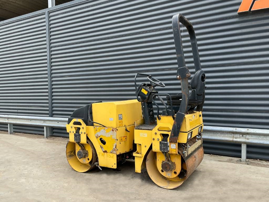 Dynapac CC102
