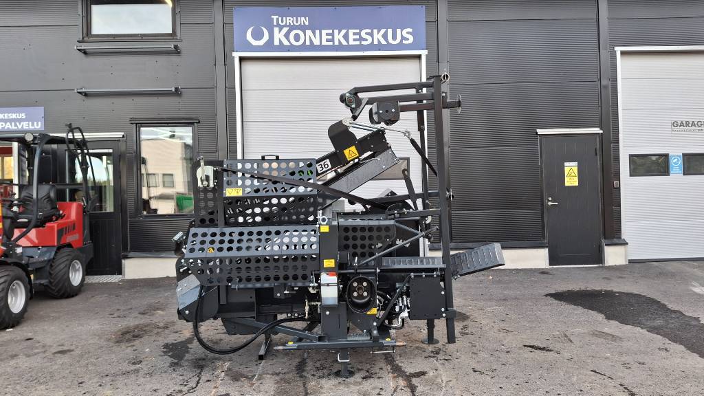 Pilkemaster Evo 36 kuin uusi traktori käyttöinen