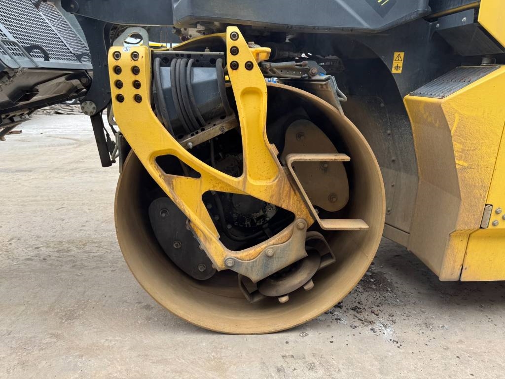 Bomag BW 174 AP-4V