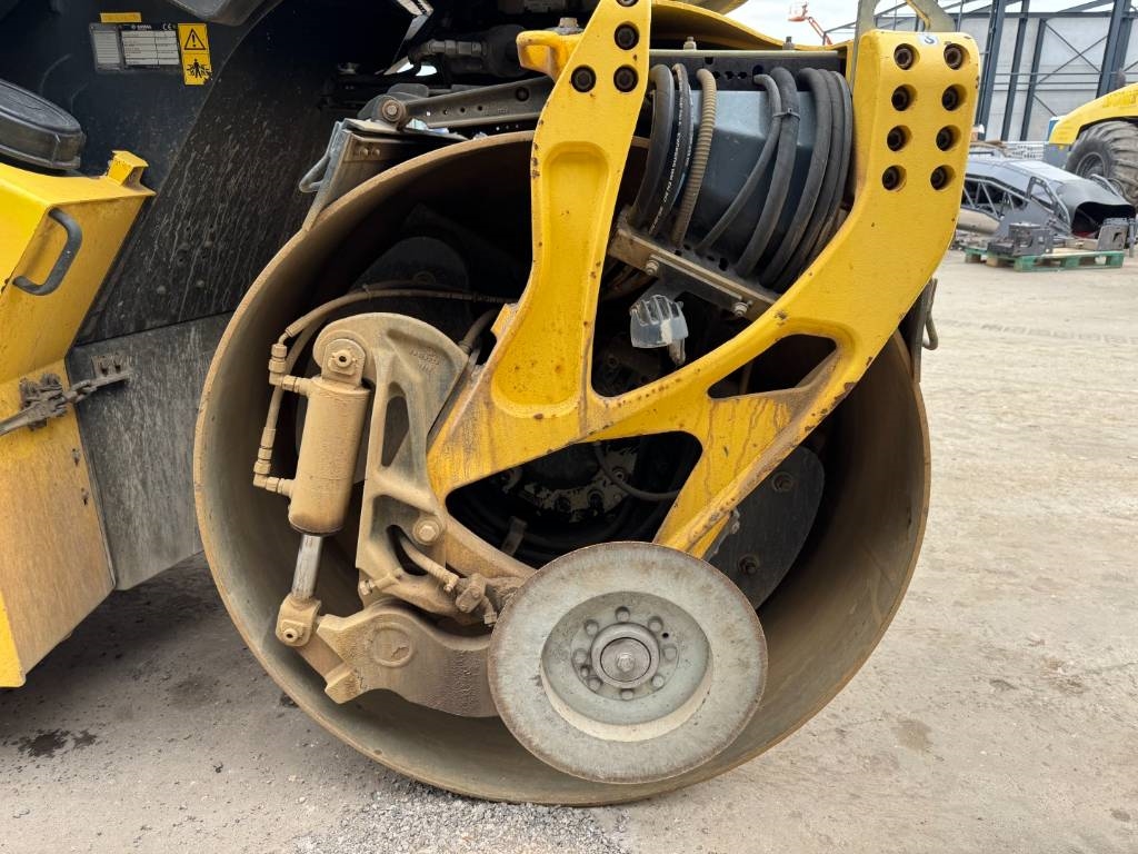 Bomag BW 174 AP-4V