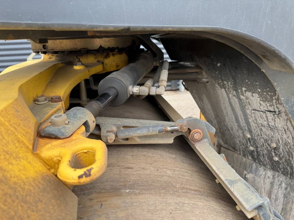 Bomag BW 174 AP-4V
