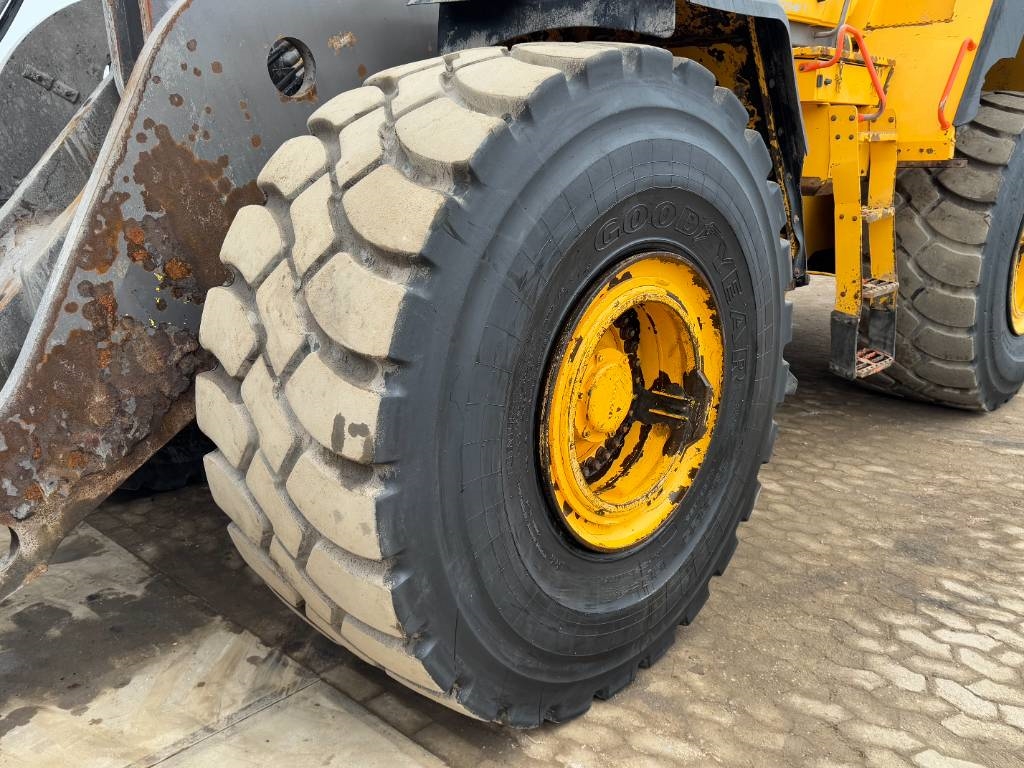 Volvo L220H - CDC Steering / Dutch Machine