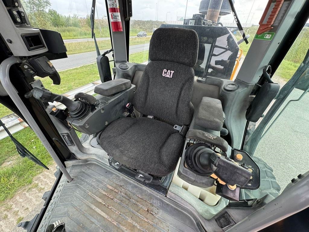 CAT 140M3 Trimble Ready