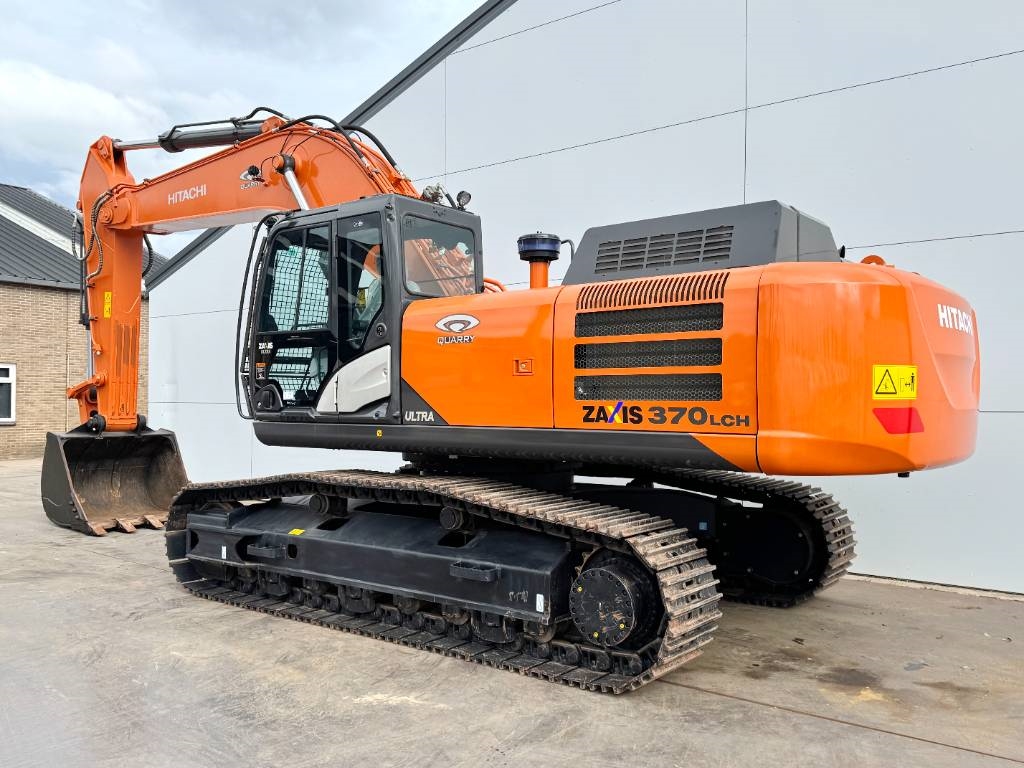 Hitachi ZX370-LCH - Hammer Lines / Isuzu Engine