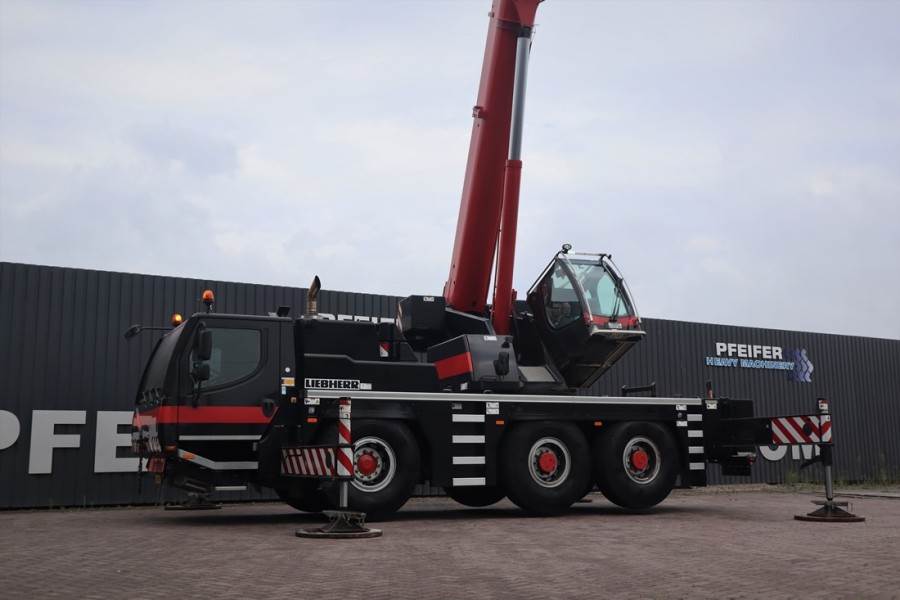 Liebherr LTM1050-3.1 Dutch Vehicle Registration, 50t Capaci