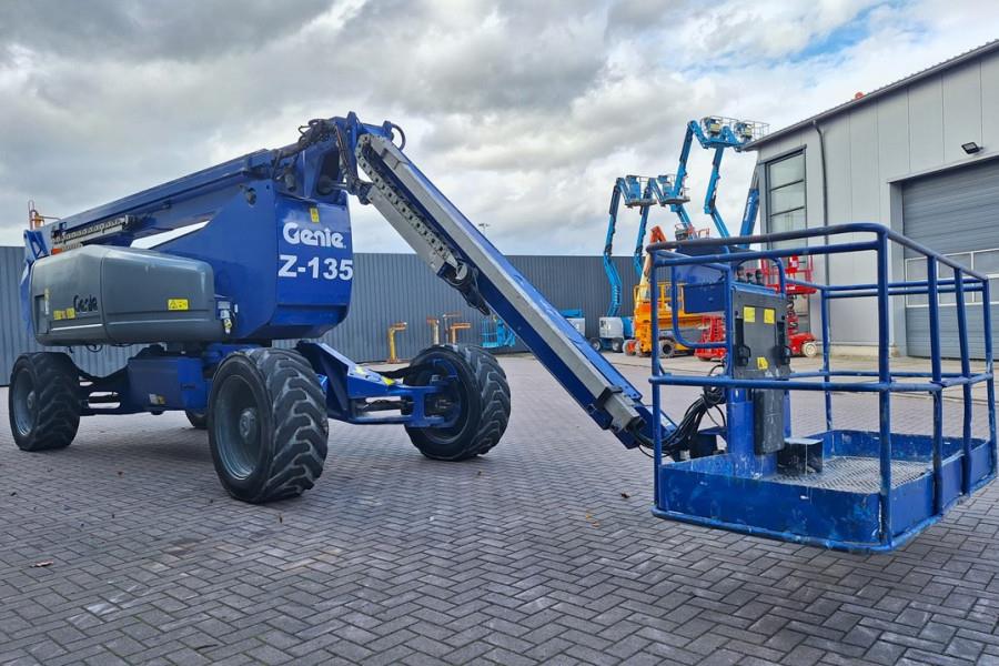 Genie Z135/70 Diesel, 4x4x4 Drive, 43m Lifting Height, 2