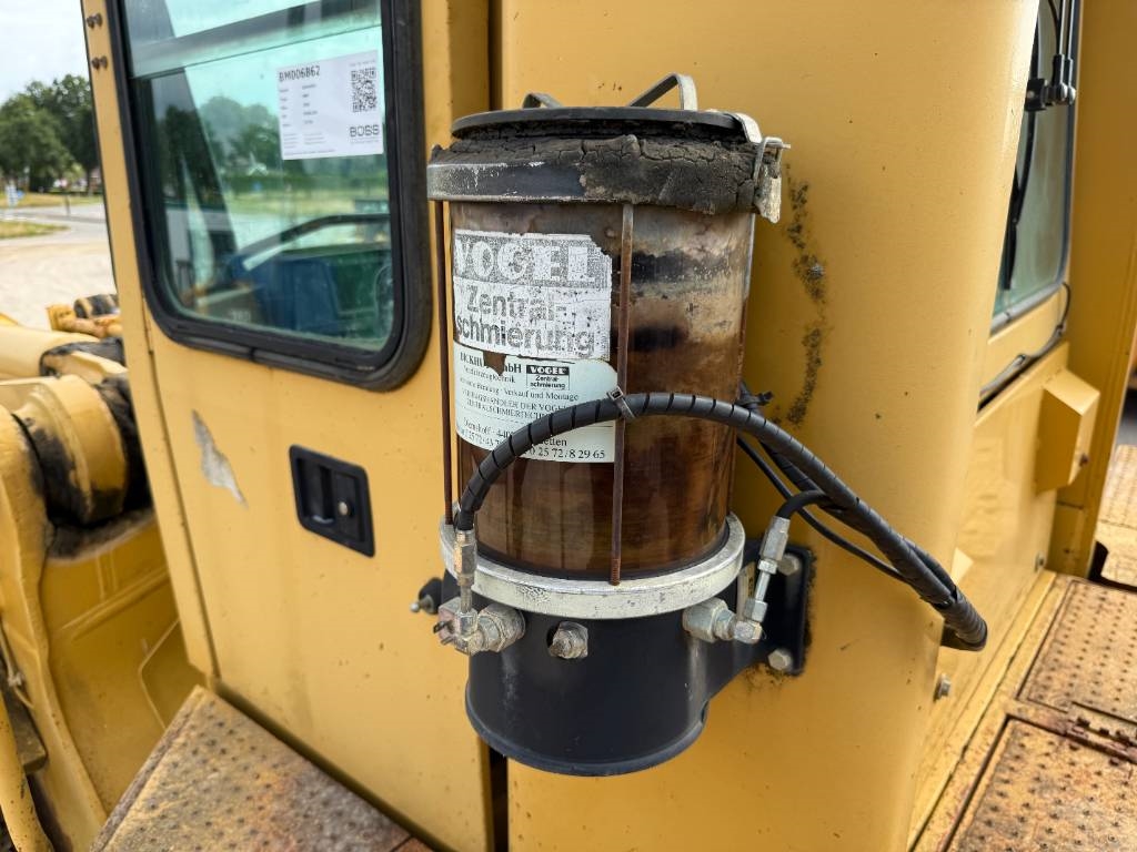 CAT 988F - German Machine / Automatic Greasing