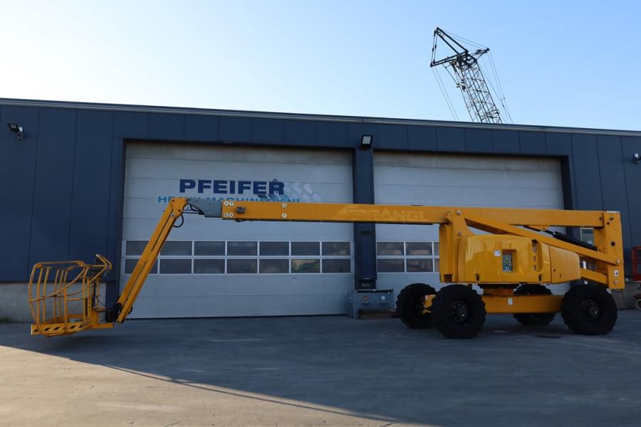 صورة ل رافعات 2011 هولوت HA260PX