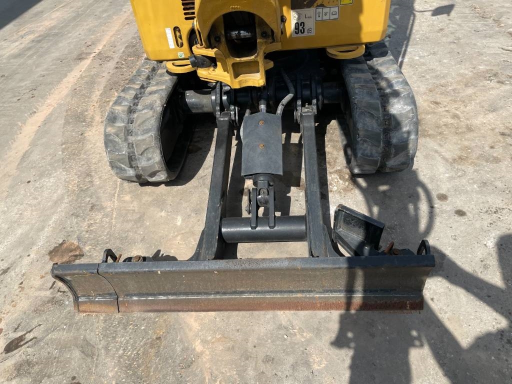 CAT 301.6-05 A