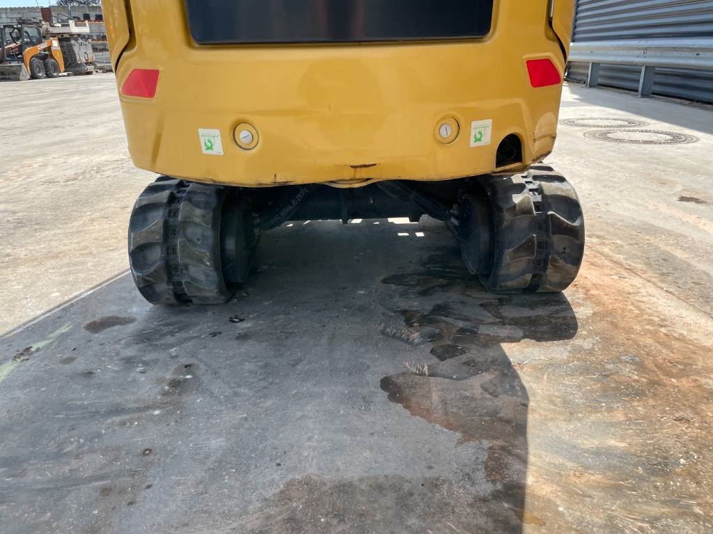CAT 301.6-05 A