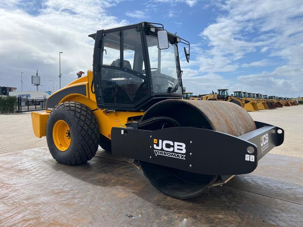 JCB VM166D