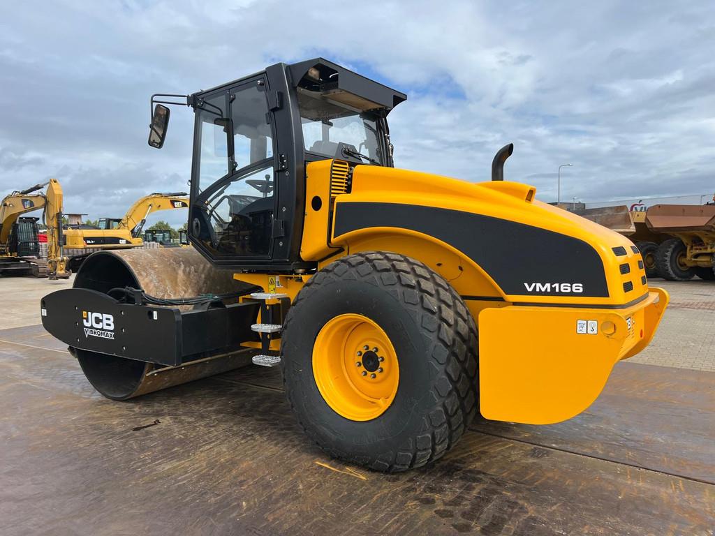 JCB VM166D