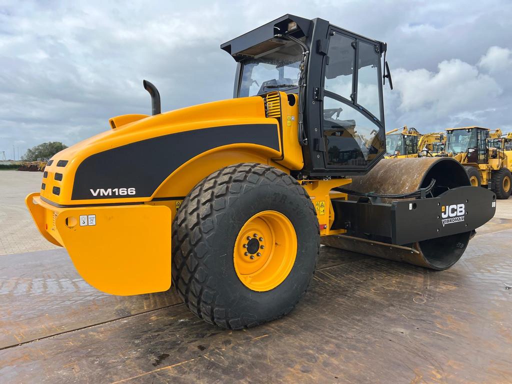 JCB VM166D