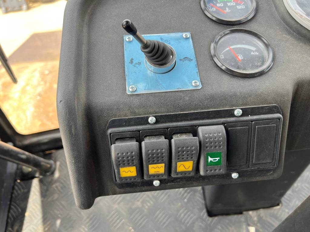 JCB VM166D