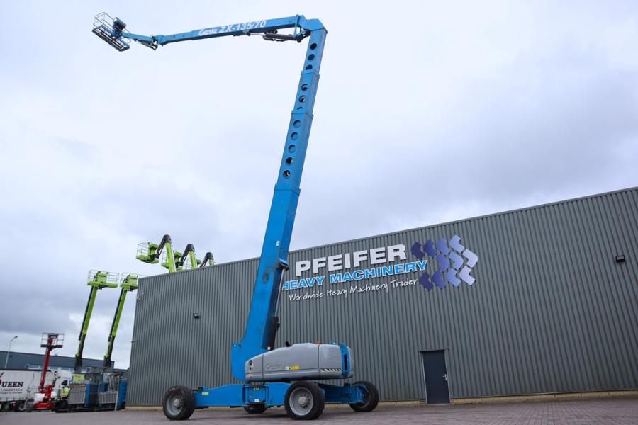 Genie ZX135/70 Diesel, 4x4x4 Drive, 43m Lifting Height,