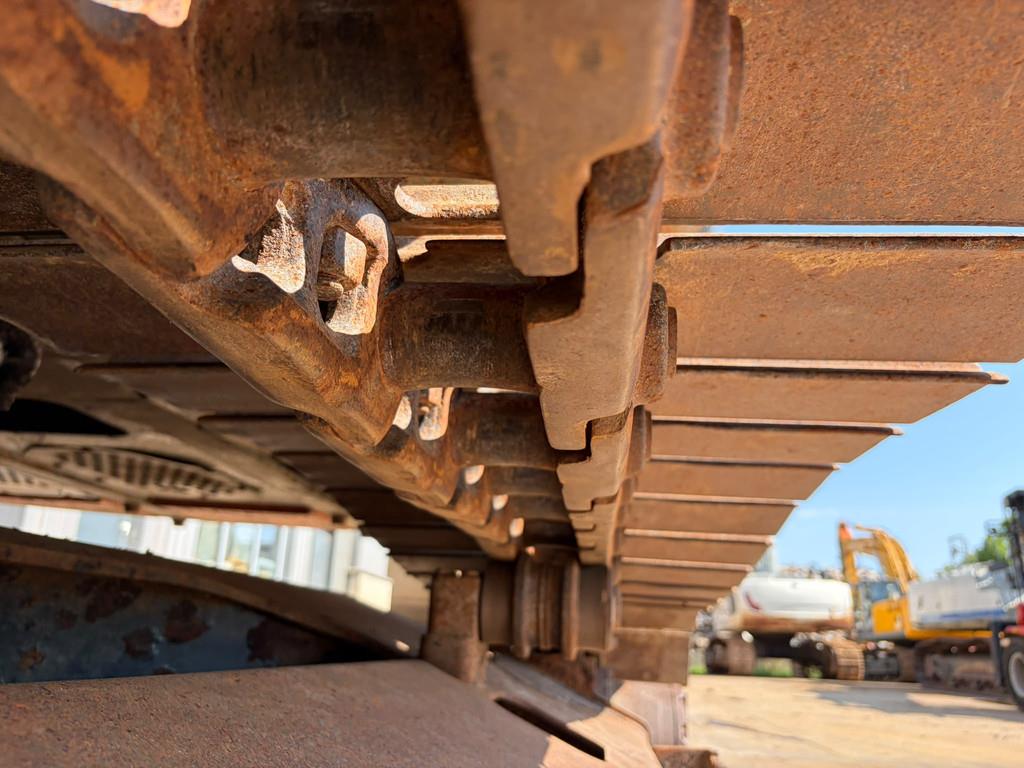 2011 Hitachi ZX210LC-3-49110134
