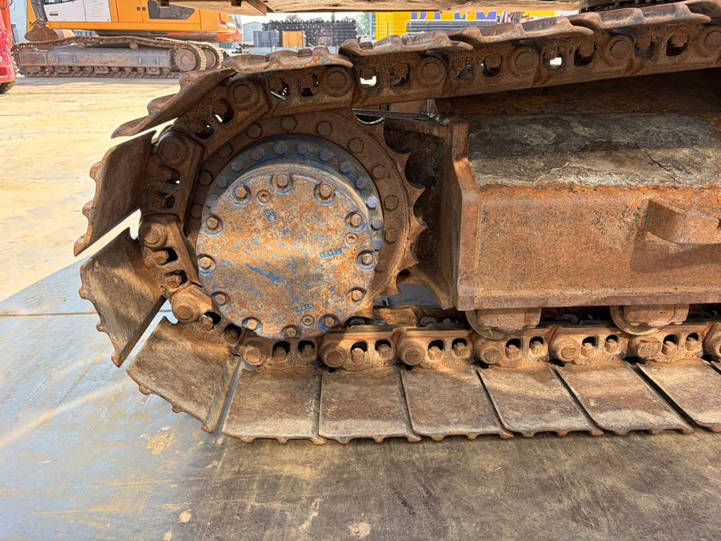 2011 Hitachi ZX210LC-3-48996446
